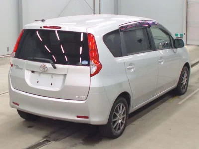 Toyota PASSO SETTE  с аукциона в Японии