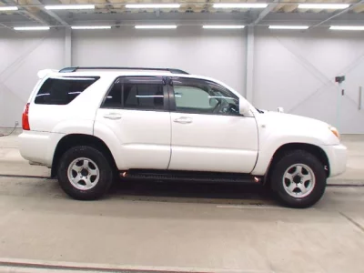 Toyota HILUX SURF