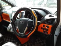 Toyota VOXY лот № 3330 оценка RA  с аукциона в Японии 6