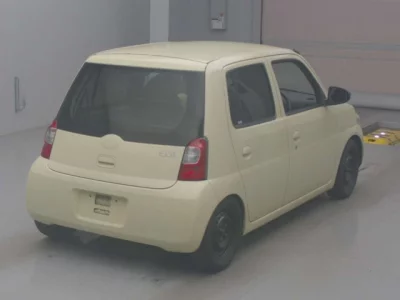 Daihatsu Esse