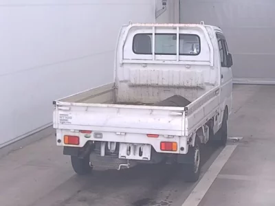 Nissan CLIPPER TRUCK  с аукциона в Японии