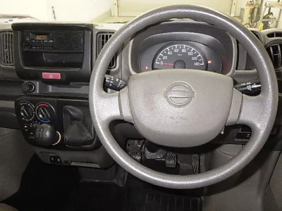 Nissan CLIPPER VAN