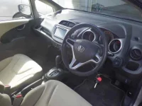 Honda FIT лот № 3003 оценка 3.5  с аукциона в Японии 2