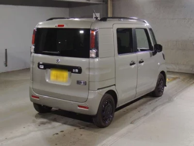 Suzuki Spacia Base