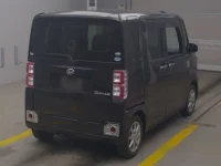 Daihatsu WAKE лот № 3072 оценка 3.5  с аукциона в Японии 1