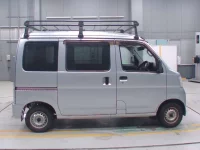Daihatsu HIJET VAN лот № 30015 оценка 3.5  с аукциона в Японии 2