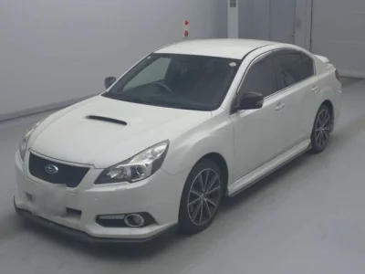 Subaru LEGACY B4  с аукциона в Японии