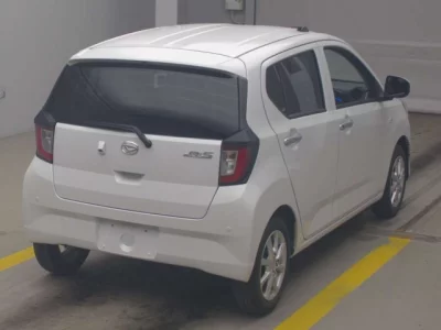 Daihatsu MIRA E S