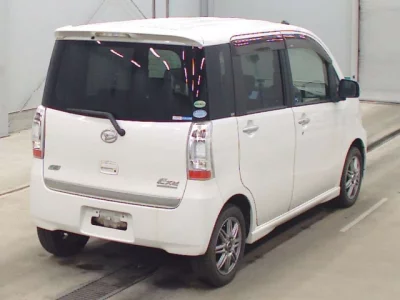 Daihatsu TANTO EXE