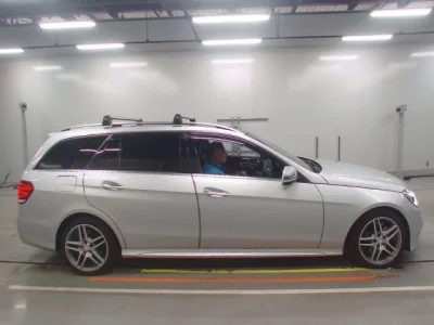 Mercedes-Benz E CLASS WAGON