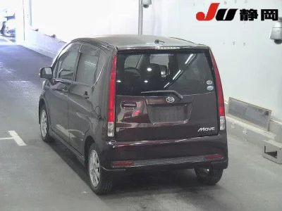 Daihatsu MOVE  с аукциона в Японии