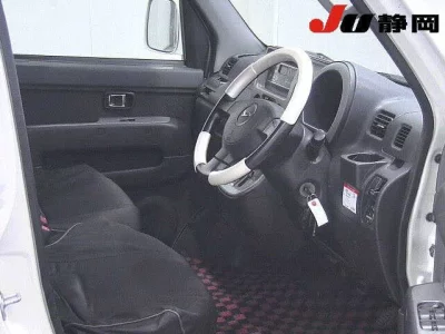 Daihatsu Atrai Wagon  с аукциона в Японии