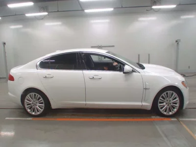 Jaguar XF SERIES  с аукциона в Японии
