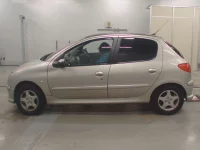 Peugeot 206 лот № 38046 оценка 4  с аукциона в Японии 3