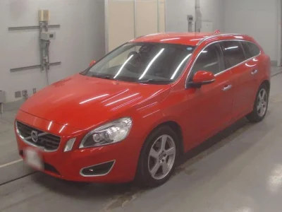 Volvo V60  с аукциона в Японии