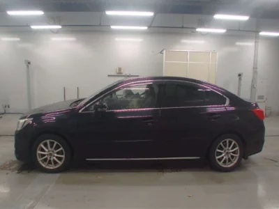 Subaru LEGACY B4  с аукциона в Японии