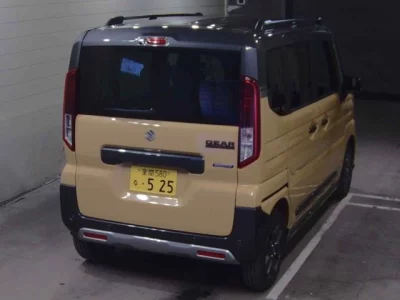 Suzuki Spacia Gear