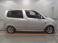 Daihatsu YRV лот № 10505 оценка R  с аукциона в Японии 2