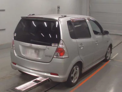 Daihatsu YRV  с аукциона в Японии