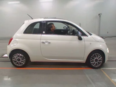 Fiat 500  с аукциона в Японии