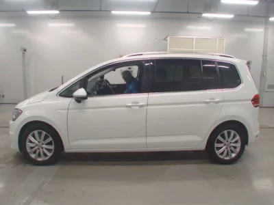 Volkswagen GOLF TOURAN