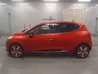 Renault LUTECIA лот № 38147 оценка 3.5  с аукциона в Японии 3