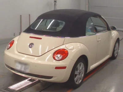 Volkswagen NEW BEETLE