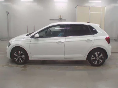 Volkswagen Polo  с аукциона в Японии