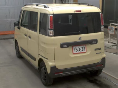 Suzuki Spacia Gear