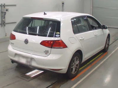 Volkswagen Golf  с аукциона в Японии