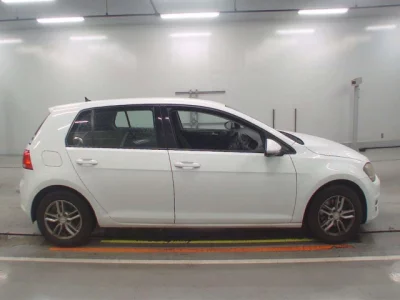 Volkswagen Golf  с аукциона в Японии