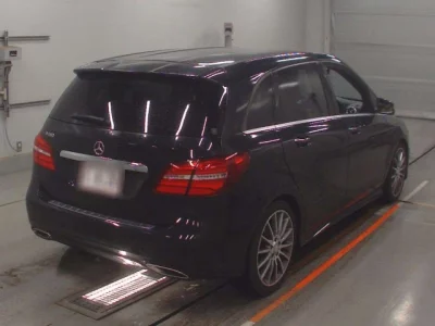 Mercedes-Benz B CLASS