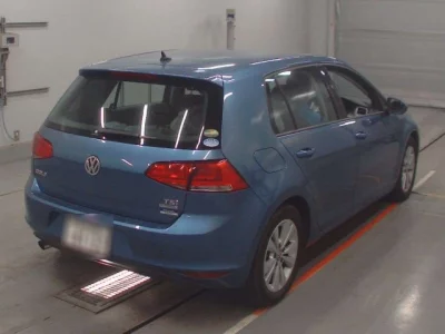 Volkswagen Golf  с аукциона в Японии