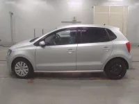 Volkswagen Polo лот № 38231 оценка 4  с аукциона в Японии 3