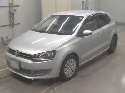 Volkswagen Polo  с аукциона в Японии