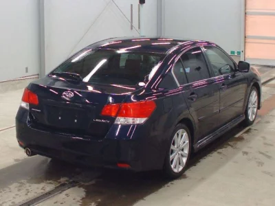 Subaru LEGACY B4  с аукциона в Японии
