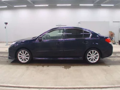 Subaru LEGACY B4  с аукциона в Японии