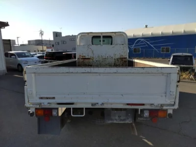 Toyota DYNA  с аукциона в Японии