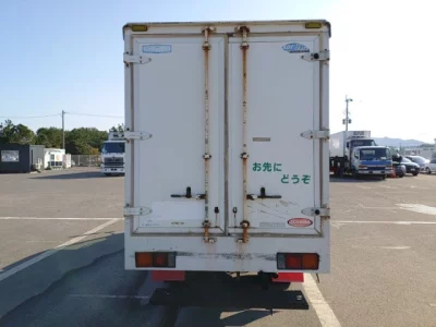Mitsubishi Fuso Canter