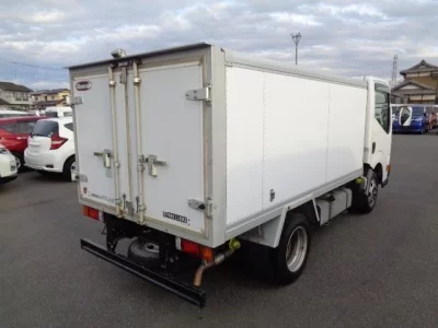 Nissan ATLAS  с аукциона в Японии