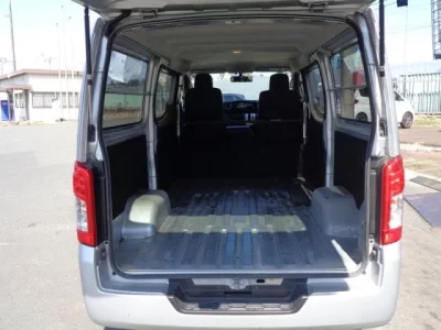 Nissan CARAVAN VAN