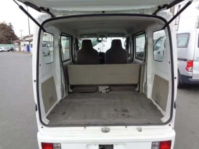 Nissan CLIPPER VAN