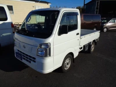 Nissan NT100 Clipper
