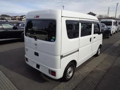 Nissan CLIPPER VAN