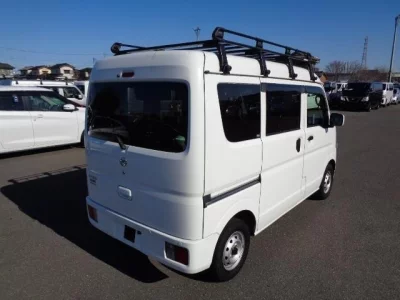 Nissan CLIPPER VAN