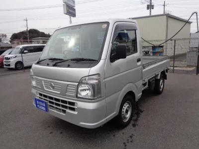 Nissan NT100 Clipper