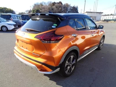 Nissan KICKS