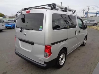 Nissan NV200