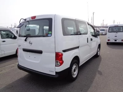 Nissan NV200