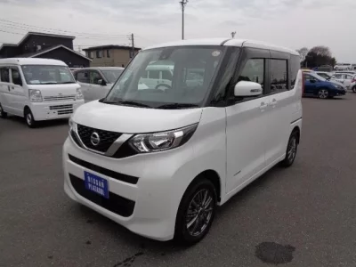 Nissan ROOX